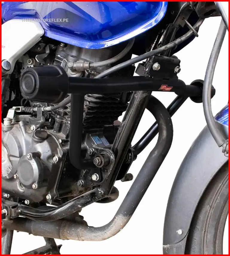 Slider Bajaj Discover 125 - S/140 - Protección y Estilo