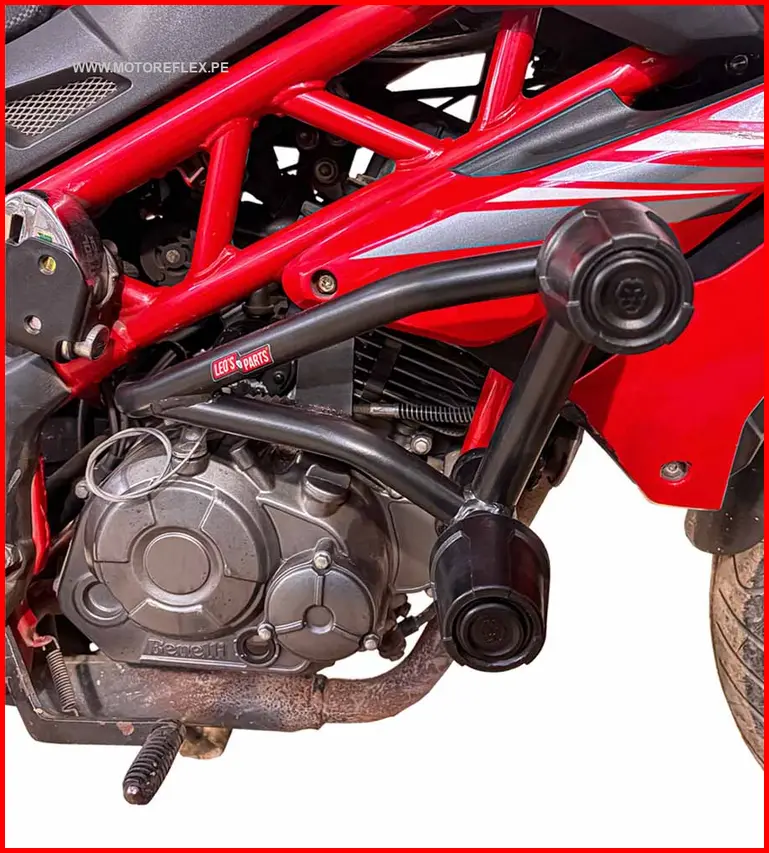 Slider Protector Pierna Benelli TNT-150 - S/240 Seguridad y Estilo