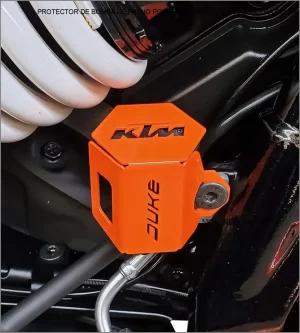 PROTECTOR DE BOMBA DE FRENO POSTERIOR KTM DUKE 250 TERCERA GENERACIÓN AÑO 2024