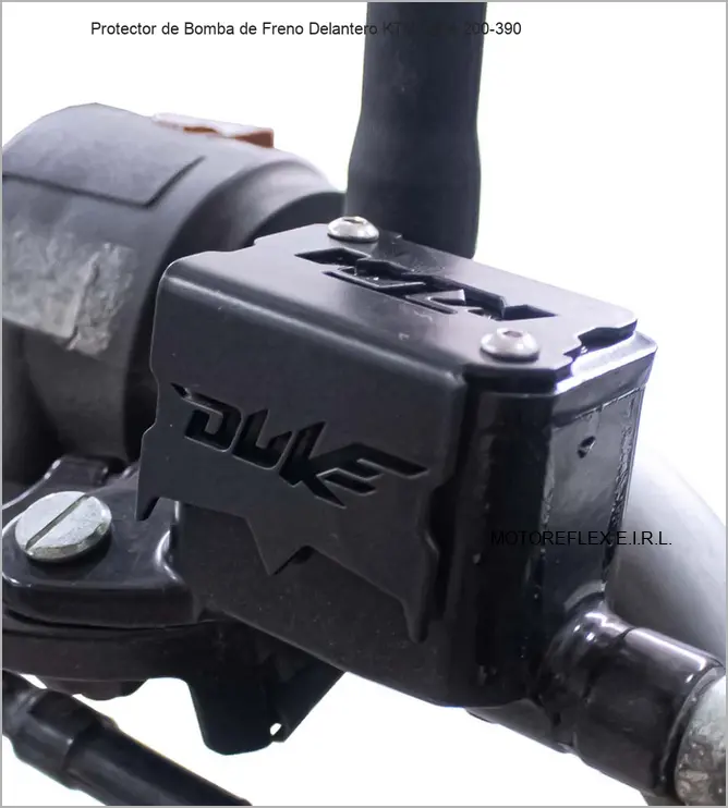 Protector de bomba de freno delantero KTM Duke 200-390 2